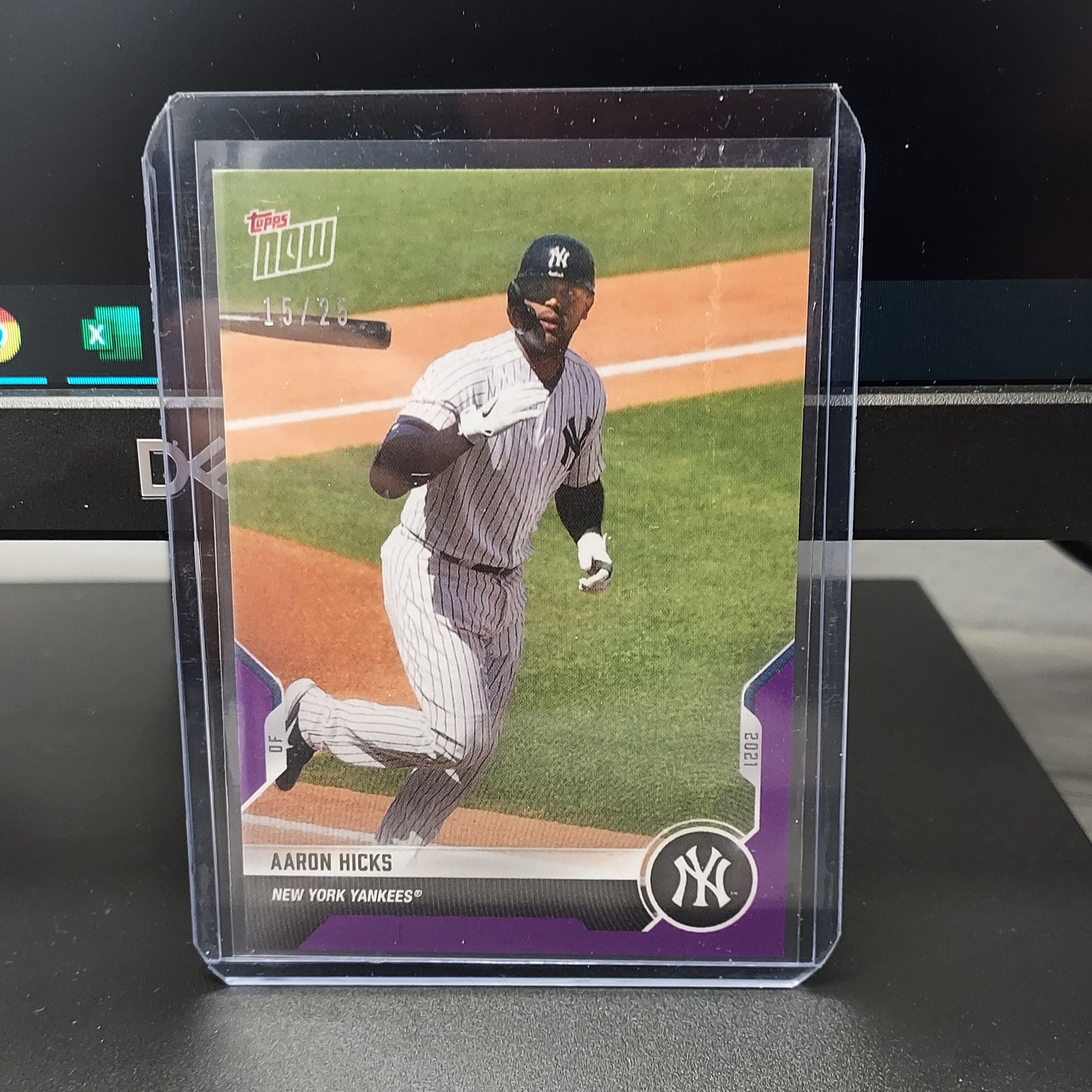 2021 Topps Now Road to Opening Day- Yankees Aaron Hicks - Purple Parallel #15/25
