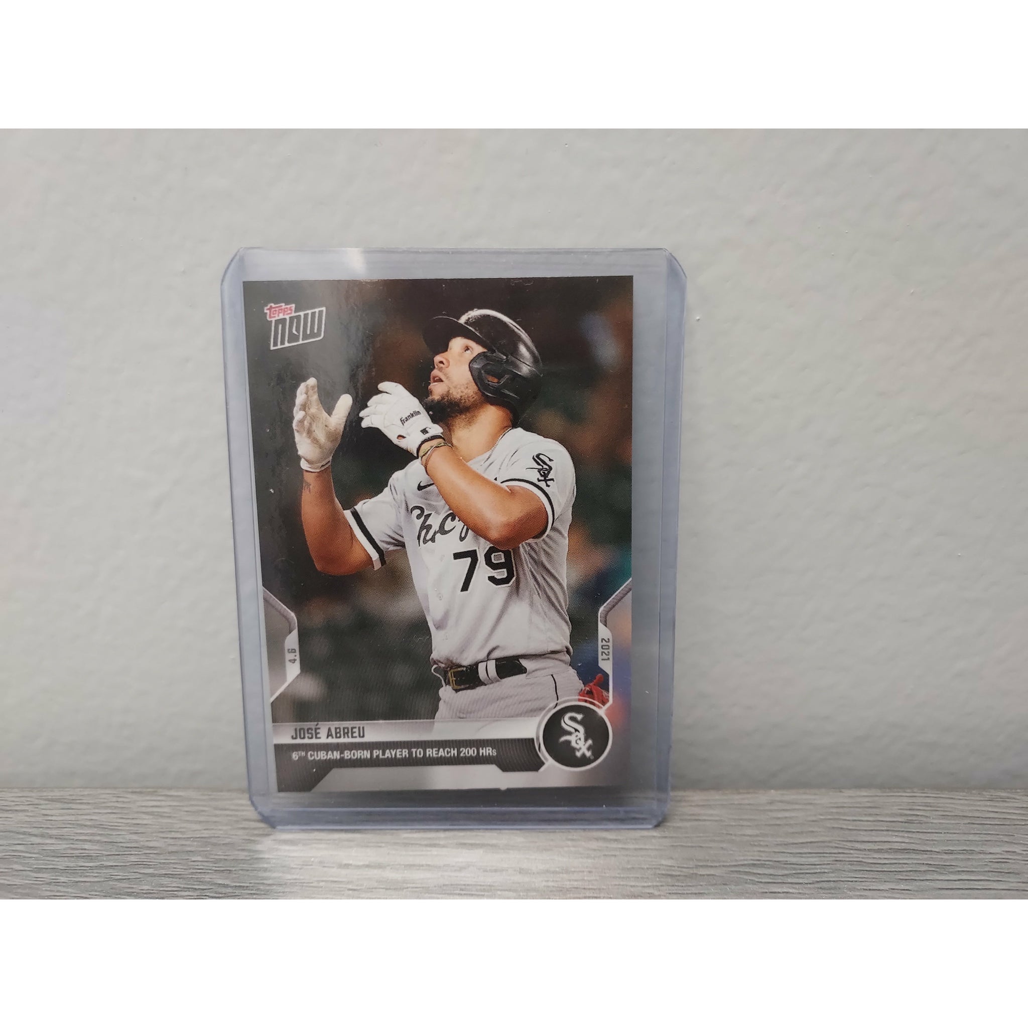 José Abreu - HR # 200!  2021 MLB TOPPS NOW Card 43 - Print Run: 381
